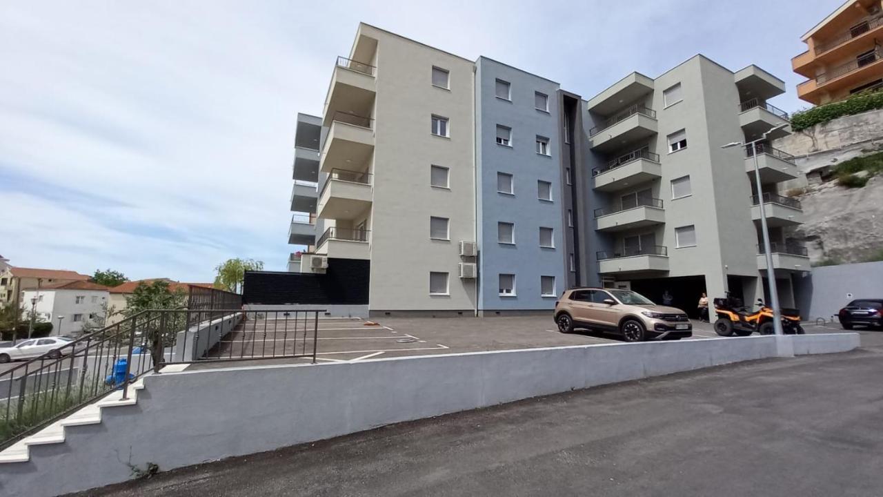 Lux Apartman Antonija Makarska Eksteriør billede